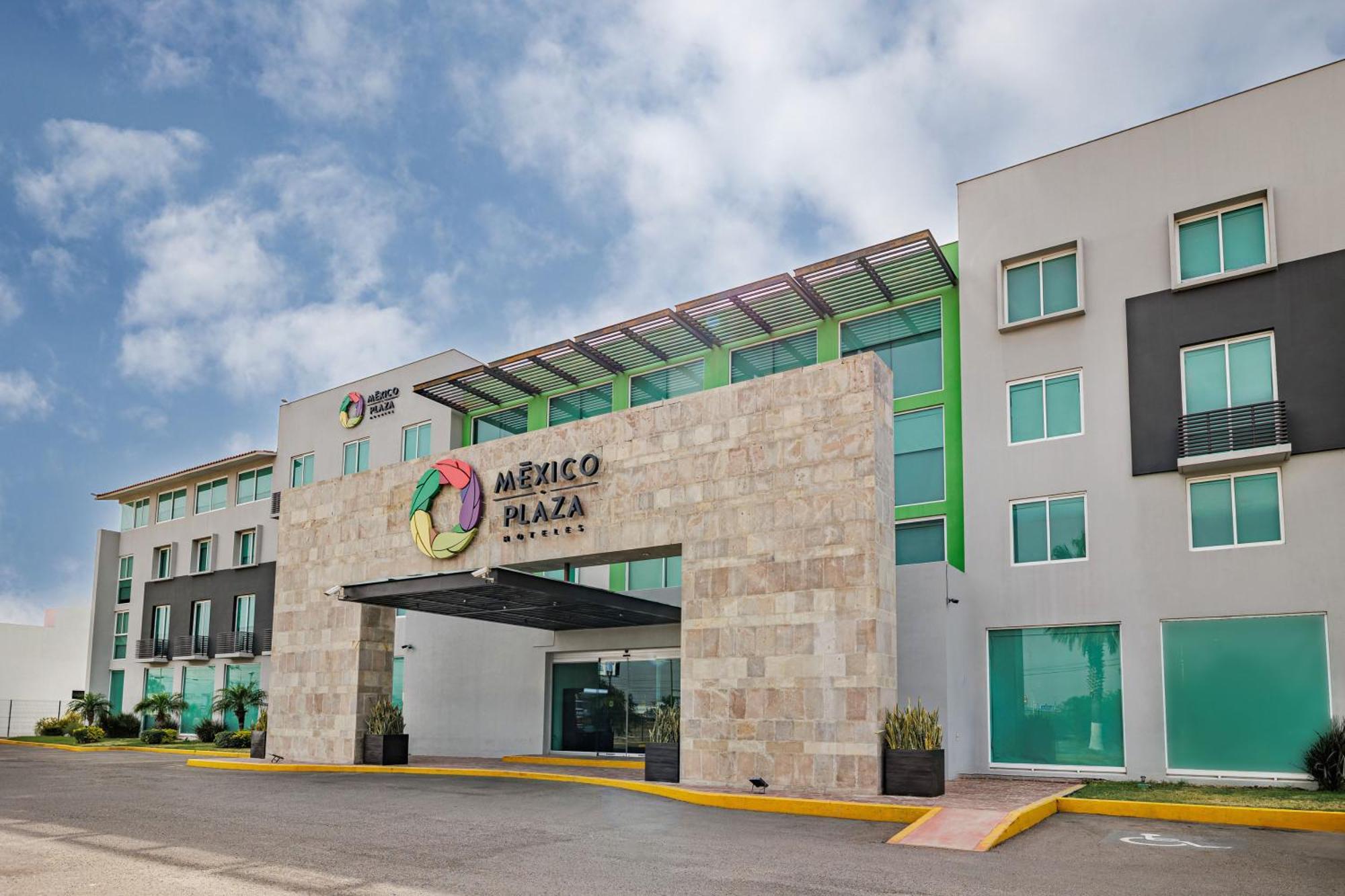 Hotel Mexico Plaza Silao Aeropuerto ภายนอก รูปภาพ