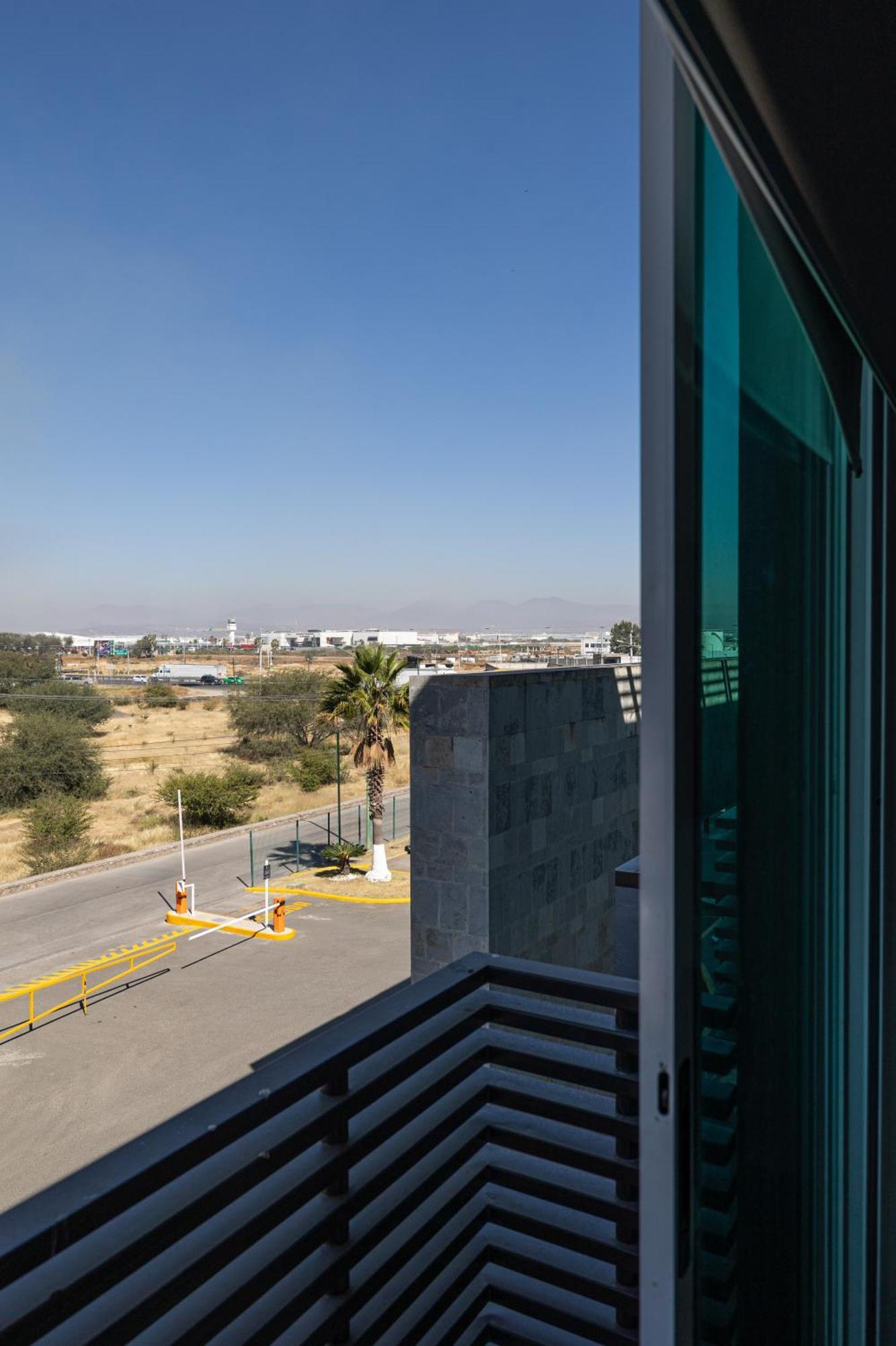 Hotel Mexico Plaza Silao Aeropuerto ภายนอก รูปภาพ
